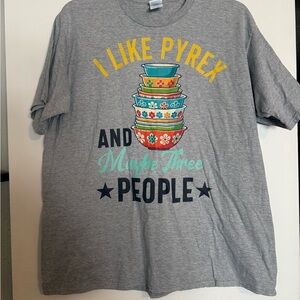 Gray Graphic T-Shirt with Pyrex Design